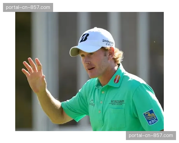 塞普·斯塔卡在圆石滩职业业余配对赛并列第二,世界排名从14位上升到12位 塞普·斯塔卡在圆石滩职业业余配对赛并列第二,世界排名从14位上升到12位