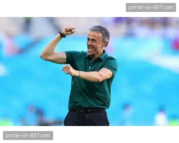 背景挖掘：法国教练员培训班课程更新，强化现代防守战术理念教学