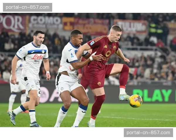 历史回顾：2012年4月，米兰双雄在联赛与欧冠赛场的不同命运